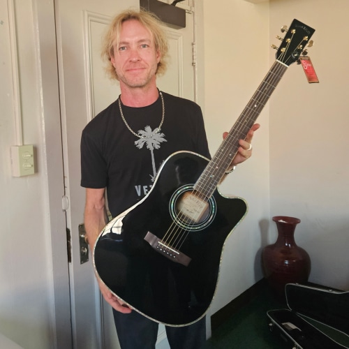 Kenny Wayne Shepherd now plays Zager Guitars | Zager EZ-Play Guitars