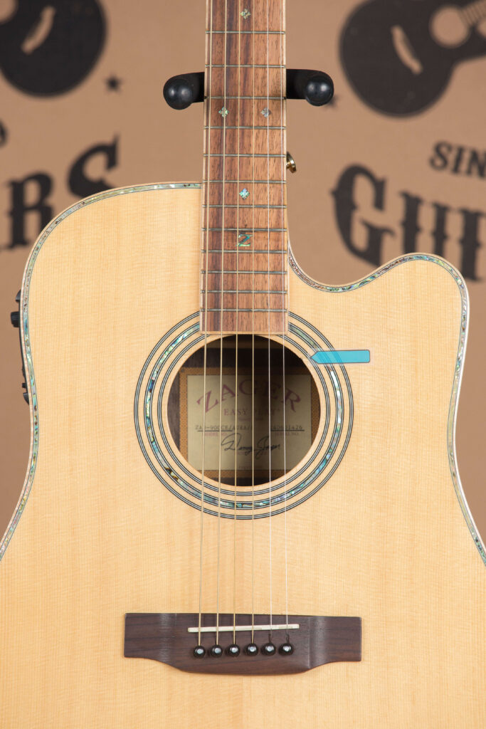 ZAD900CE Solid Spruce/Rosewood Acoustic Electric AURA Pro Series