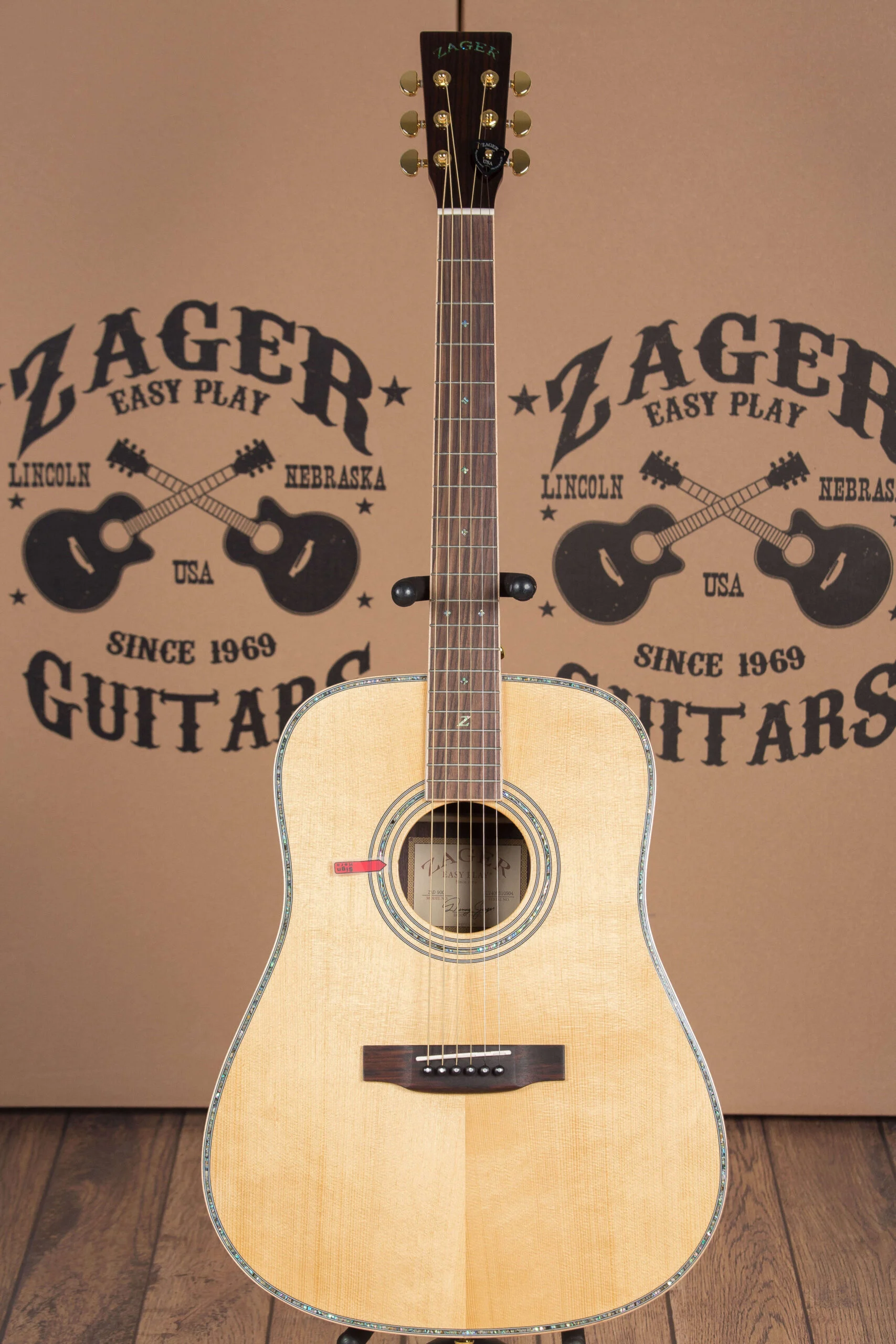 ZAD900 Solid Spruce/Rosewood Acoustic Pro Series