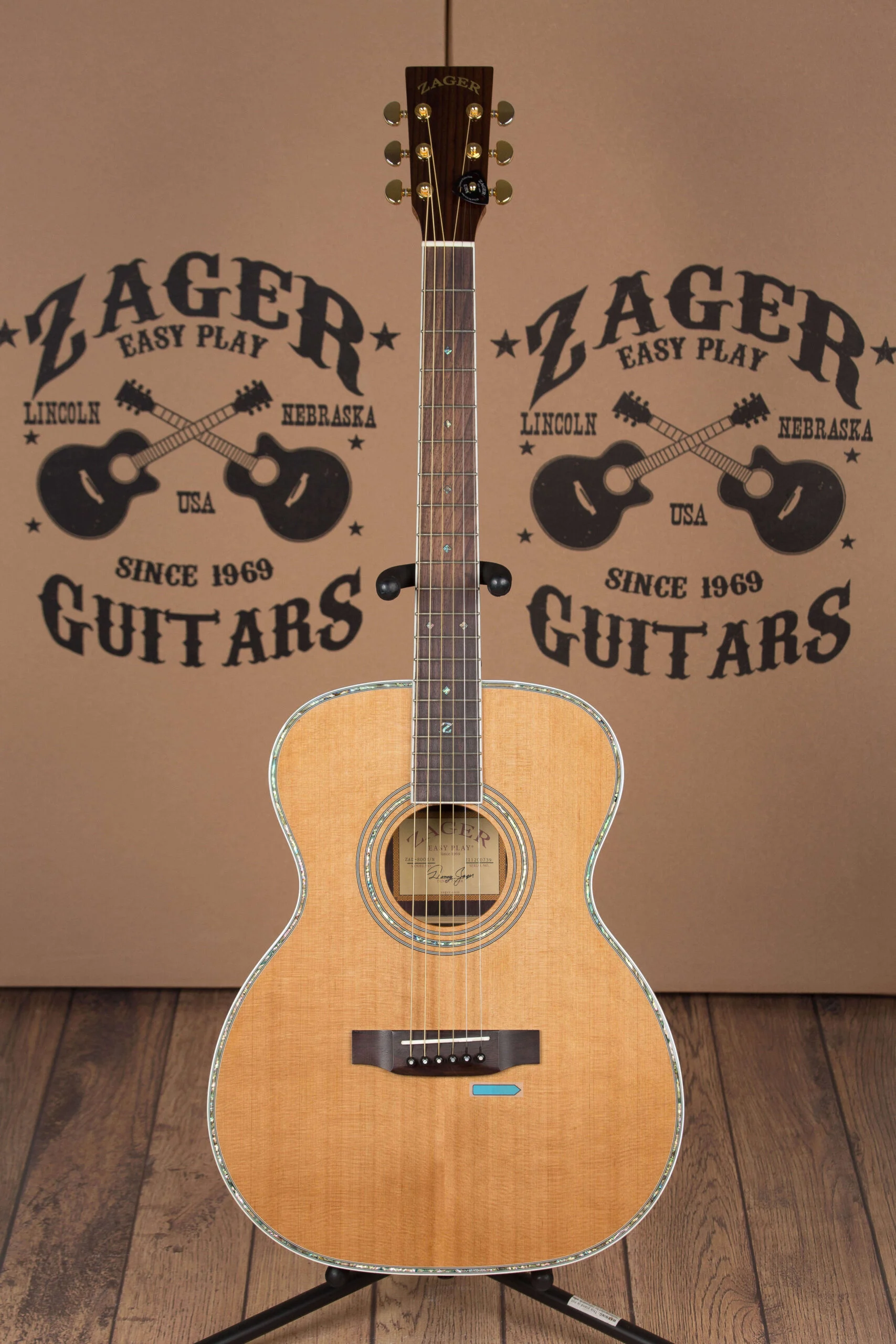 ZAD80 Solid Spruce/Rosewood Acoustic Pro Series Smaller "OM" Size