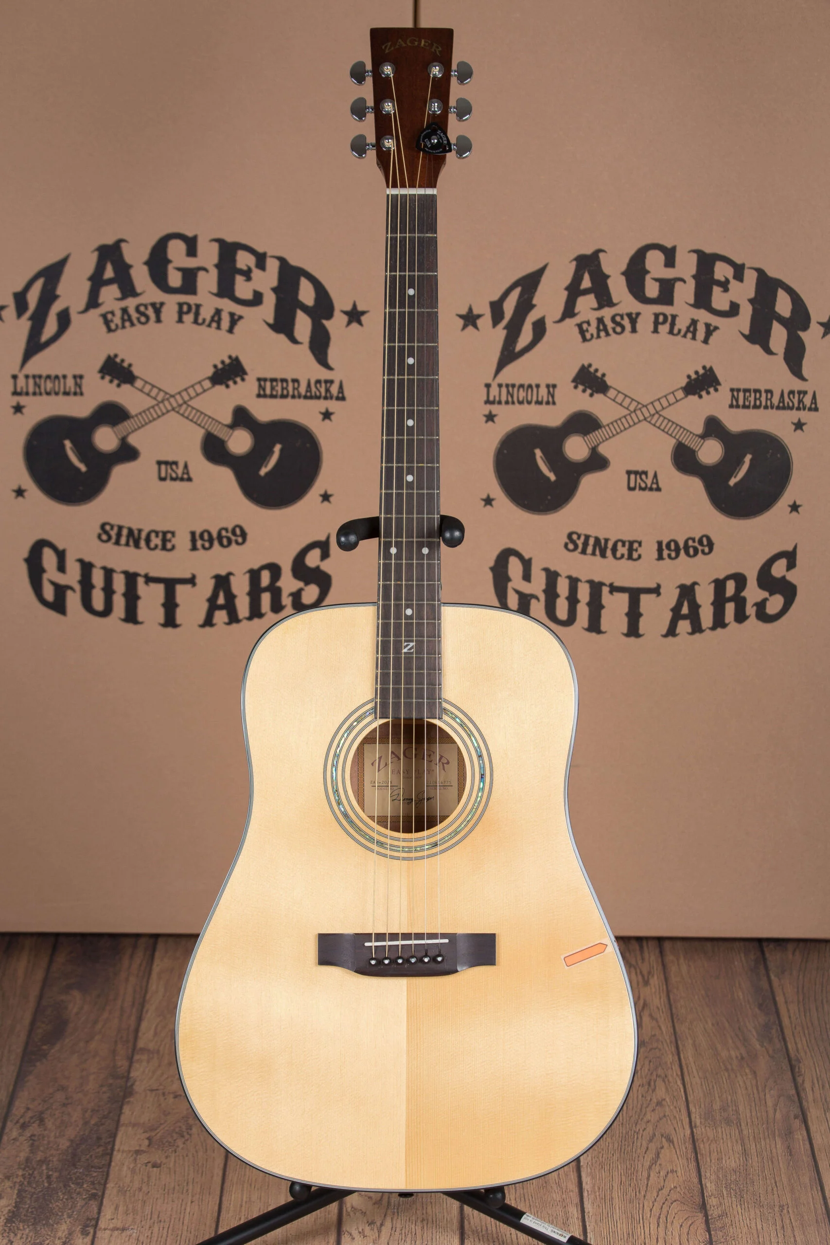 ZAD20 Solid Spruce/Mahogany Acoustic Natural